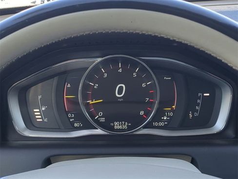 Used 2015 Volvo XC60 T5 Premier w/ Proximity Package image 29