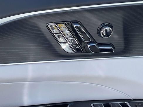 New 2026 Cadillac Lyriq Sport image 16