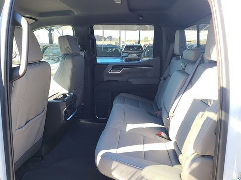 New 2026 GMC Sierra 1500 SLT w/ SLT Premium Plus Package image 42