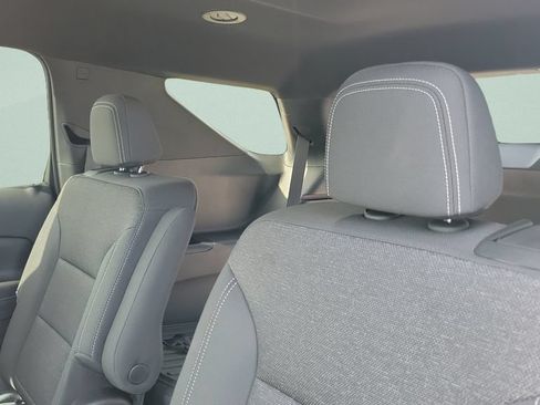 Used 2026 Chevrolet Traverse LT FWD image 10