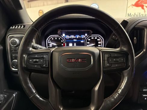 Used 2020 GMC Sierra 1500 AT4 w/ AT4 Premium Package AWD/4WD image 17