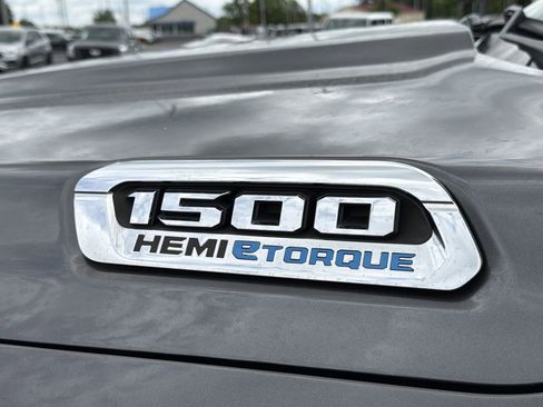 Used 2022 RAM 1500 Limited AWD/4WD image 2
