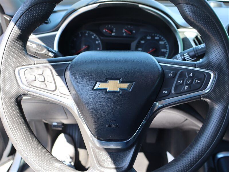 Used 2020 Chevrolet Malibu LS w/ Driver Confidence Package II FWD image 26