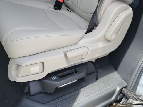 New 2026 Honda Odyssey EX-L image 11