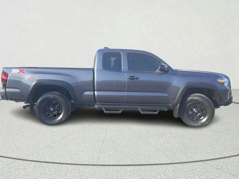 Used 2022 Toyota Tacoma SR w/ SX Package RWD image 7