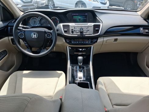 Used 2017 Honda Accord LX image 21