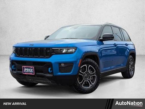 Used 2024 Jeep Grand Cherokee Trailhawk w/ Advanced Protech Group II image 1