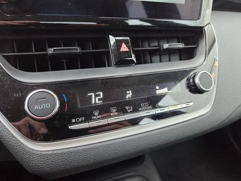 Used 2024 Toyota Corolla LE FWD image 15