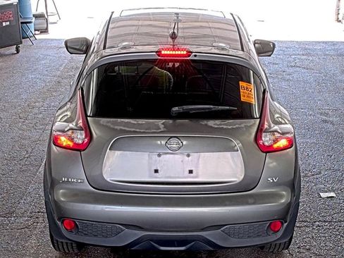 Used 2015 Nissan Juke SV w/ Technology Package FWD image 4
