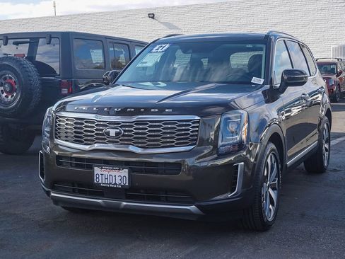Used 2021 Kia Telluride S FWD image 4
