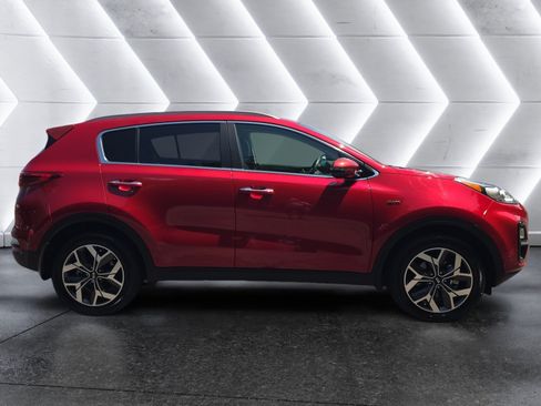 Used 2021 Kia Sportage EX AWD/4WD image 6