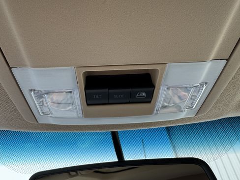 Used 2015 Ford F350 Lariat w/ Lariat Ultimate Package AWD/4WD image 27