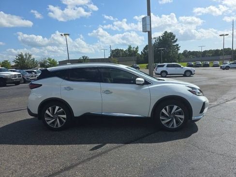 Used 2019 Nissan Murano SL w/ SL Technology Package FWD image 2