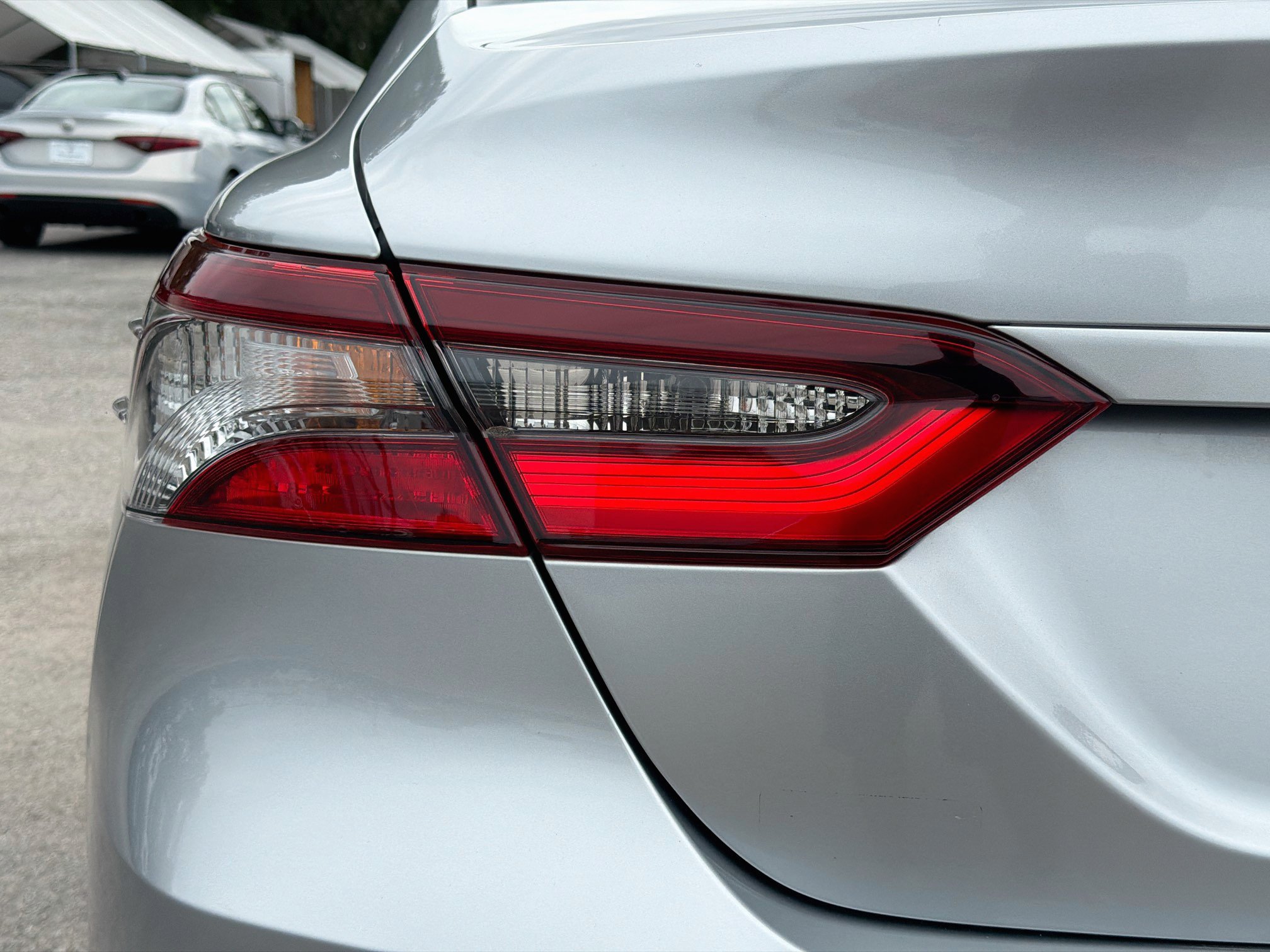 Used 2024 Toyota Camry LE FWD image 10