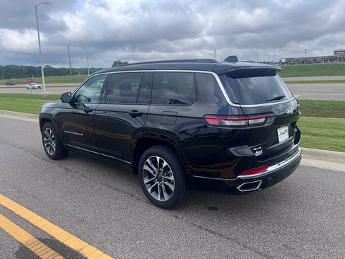 Certified 2025 Jeep Grand Cherokee L Overland w/ Advanced Protech Group III AWD/4WD image 8