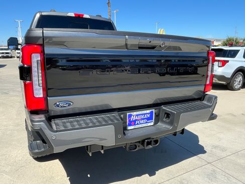 New 2026 Ford F350 Platinum w/ FX4 Off-Road Package AWD/4WD image 3