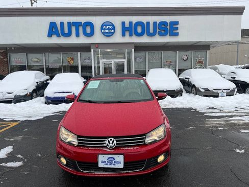 Used 2014 Volkswagen Eos Komfort image 2