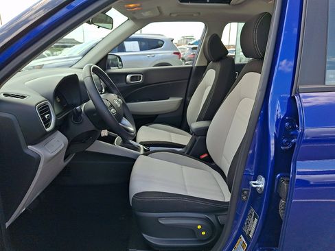 Certified 2023 Hyundai Venue SEL w/ Cargo Package FWD image 13