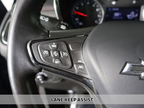 Used 2022 Chevrolet Equinox RS image 4