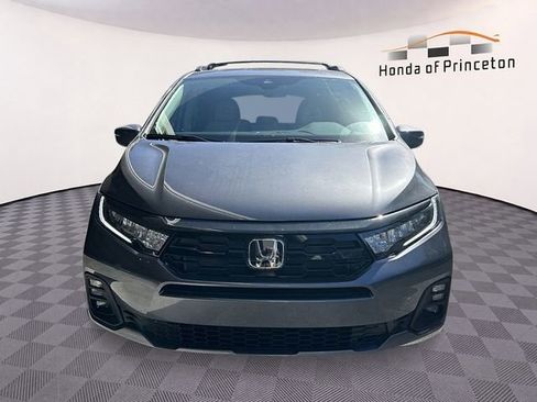 New 2026 Honda Odyssey Touring image 8