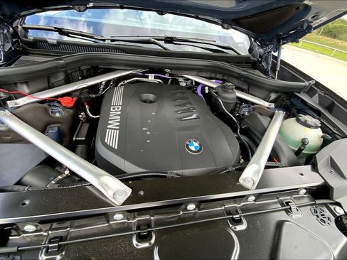 Used 2026 BMW X7 xDrive40i AWD/4WD image 39