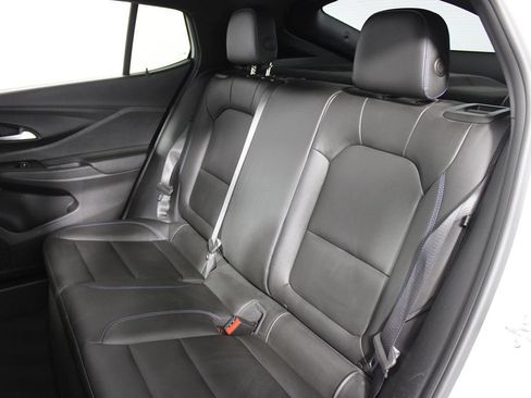Used 2025 Buick Envista Sport Touring FWD image 29