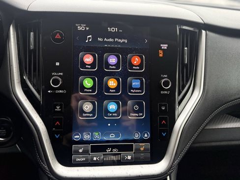 Used 2023 Subaru Outback Premium image 33