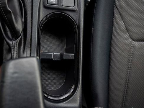 Certified 2023 Subaru Crosstrek 2.0i image 37