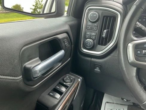 Used 2020 Chevrolet Silverado 1500 LT Trail Boss AWD/4WD image 24