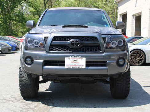 Used 2011 Toyota Tacoma PreRunner w/ TRD Sport Pkg w/JBL Audio image 2