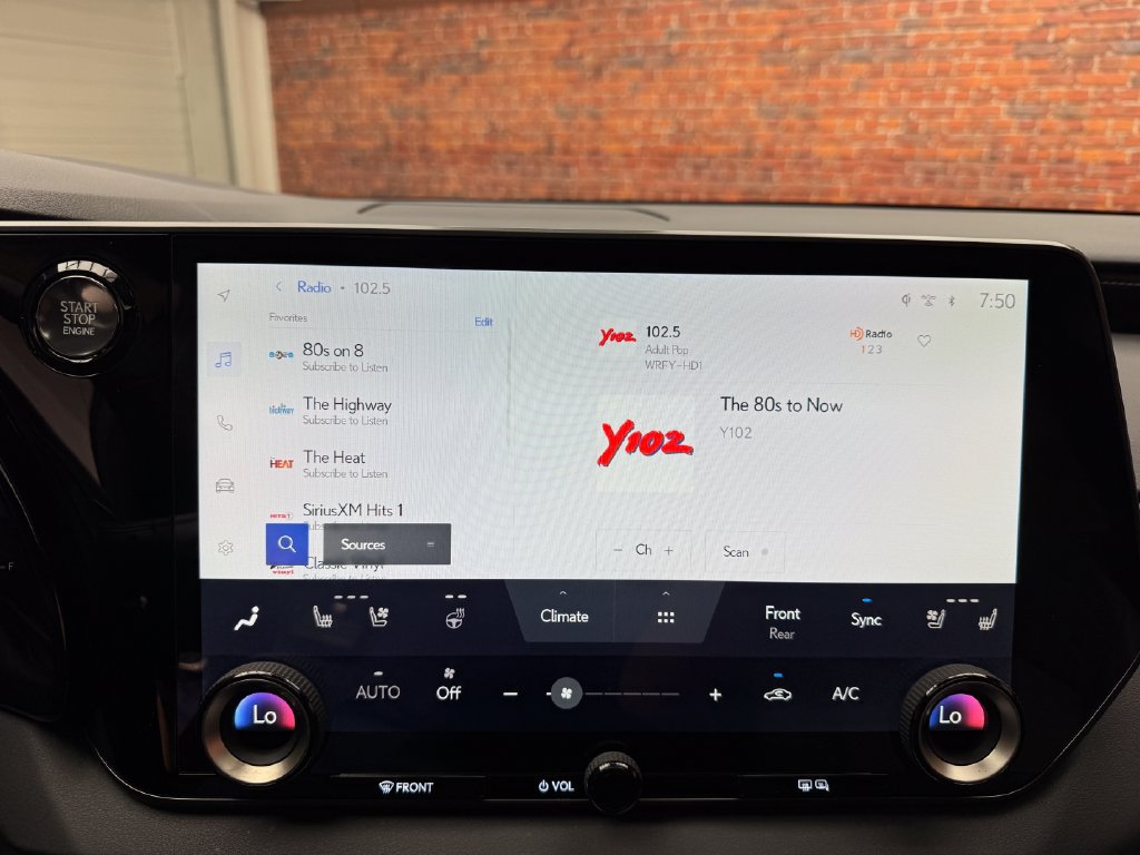 Used 2025 Lexus RX 350 Premium w/ Accessory Package (K3) AWD/4WD image 22