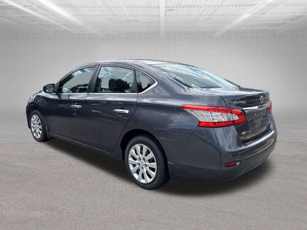 Used 2013 Nissan Sentra SV FWD image 4