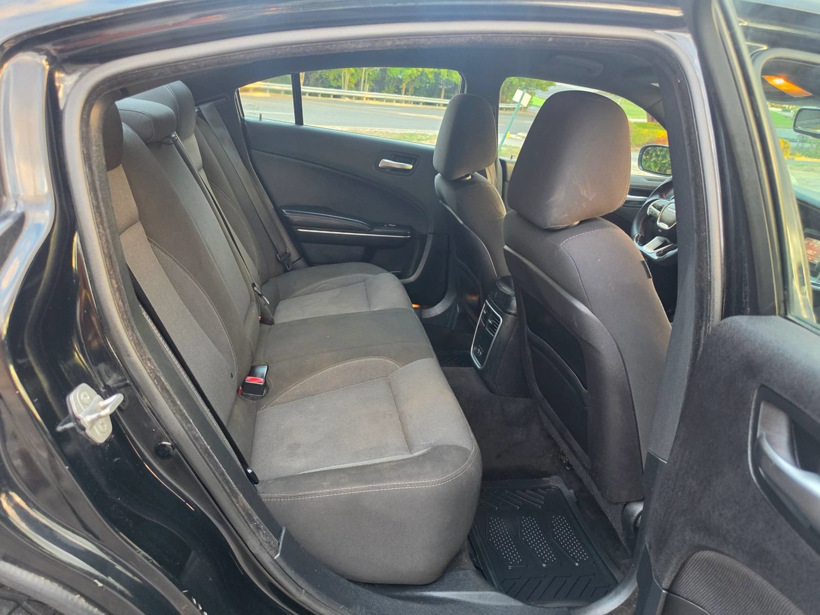 Used 2015 Dodge Charger SE w/ Popular Equipment Group RWD image 12