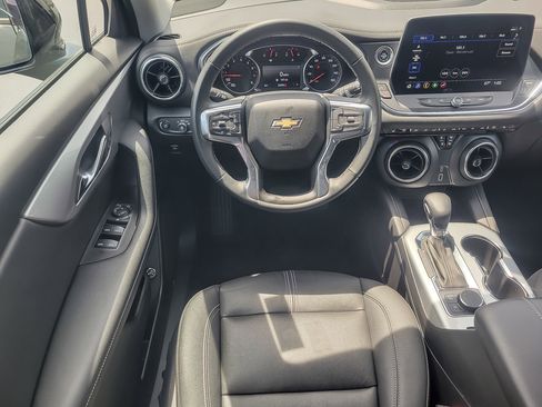 Used 2024 Chevrolet Blazer LT FWD image 10