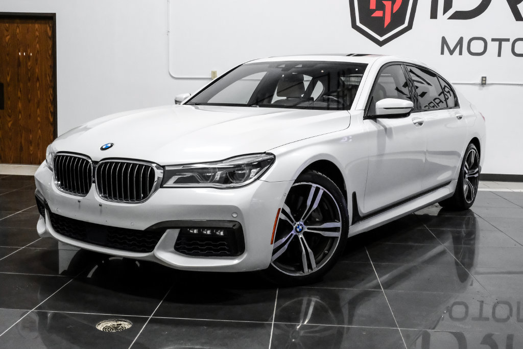 Used 2016 BMW 750i xDrive AWD/4WD image 7