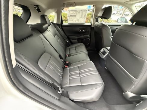 New 2026 Honda HR-V EX-L image 34