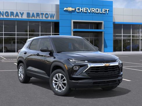 New 2026 Chevrolet TrailBlazer LS w/ LS Convenience Package FWD image 9