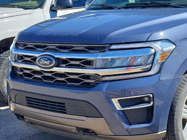 Used 2023 Ford Expedition Max King Ranch AWD/4WD image 2