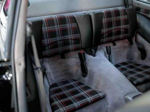 Used 1996 Porsche 911 Carrera image 75