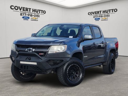 Used 2017 Chevrolet Colorado Z71 AWD/4WD image 1