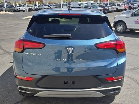 Used 2024 Buick Encore GX Preferred FWD image 5