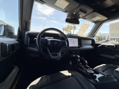 Certified 2022 Ford Bronco Badlands AWD/4WD image 17