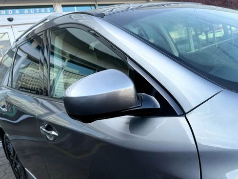 Used 2015 Nissan Pathfinder SL w/ SL Tech Package image 52