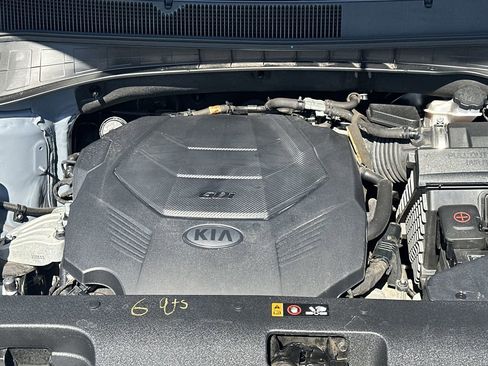 Used 2020 Kia Sorento S FWD image 11