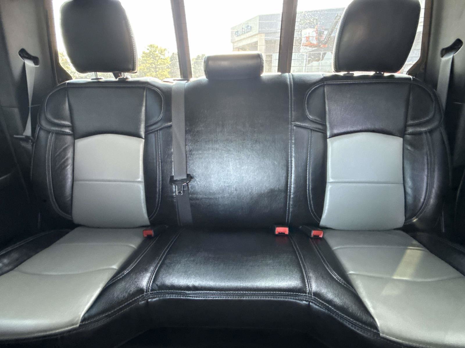 Used 2022 RAM 3500 Tradesman AWD/4WD image 20