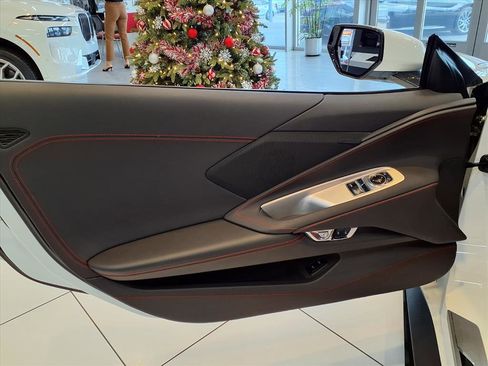 Used 2020 Chevrolet Corvette Stingray Coupe w/ Battery Protection Package image 18