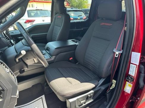 Used 2019 Ford F150 XLT w/ Equipment Group 302A Luxury AWD/4WD image 9