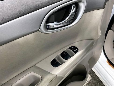 Used 2014 Nissan Sentra S image 37