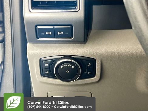 Used 2018 Ford F150 XLT w/ Equipment Group 302A Luxury image 18