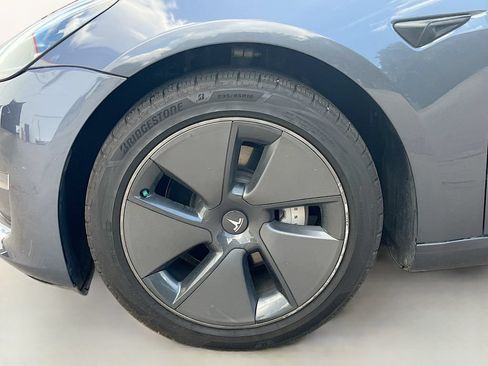 Used 2023 Tesla Model 3 Standard Range RWD image 30